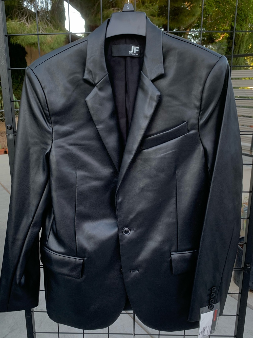 NWT JF J.Ferrar SLIM Black Faux Leather Blazer - Men's Two-Button Suit Jacket